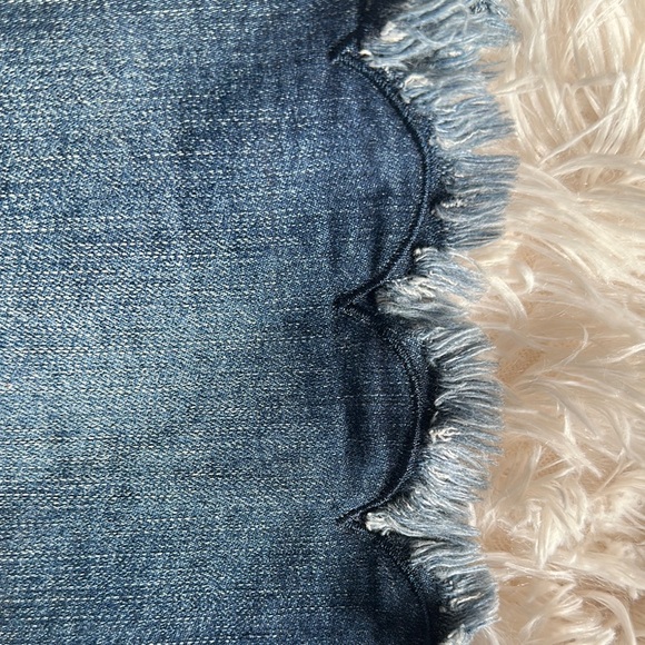 Earl Jeans Classic Blue Jean Shorts - Picture 5 of 6